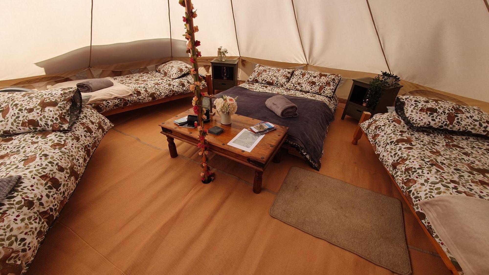 Calon Y Goedwig Glamping Hotel Llandovery Buitenkant foto