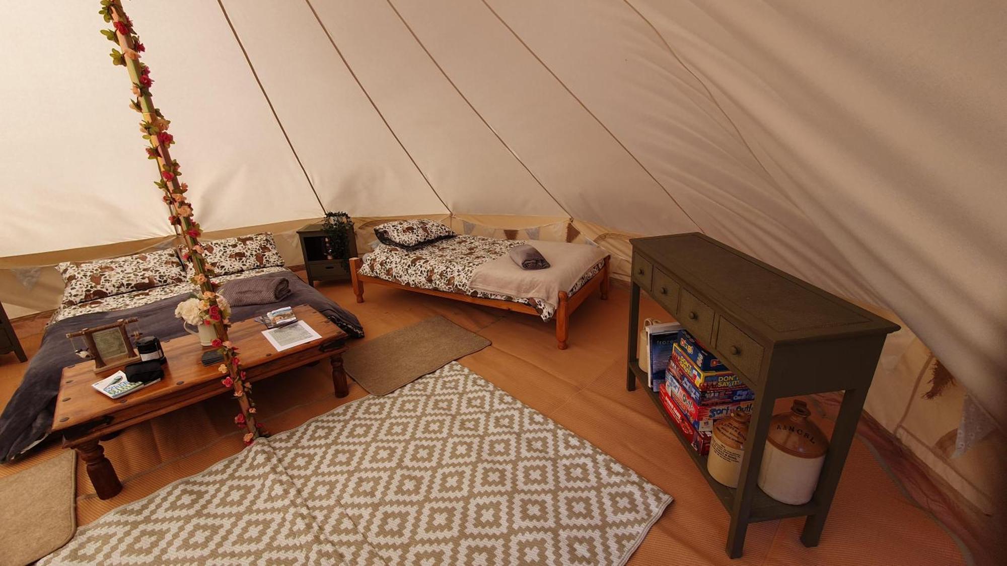 Calon Y Goedwig Glamping Hotel Llandovery Buitenkant foto
