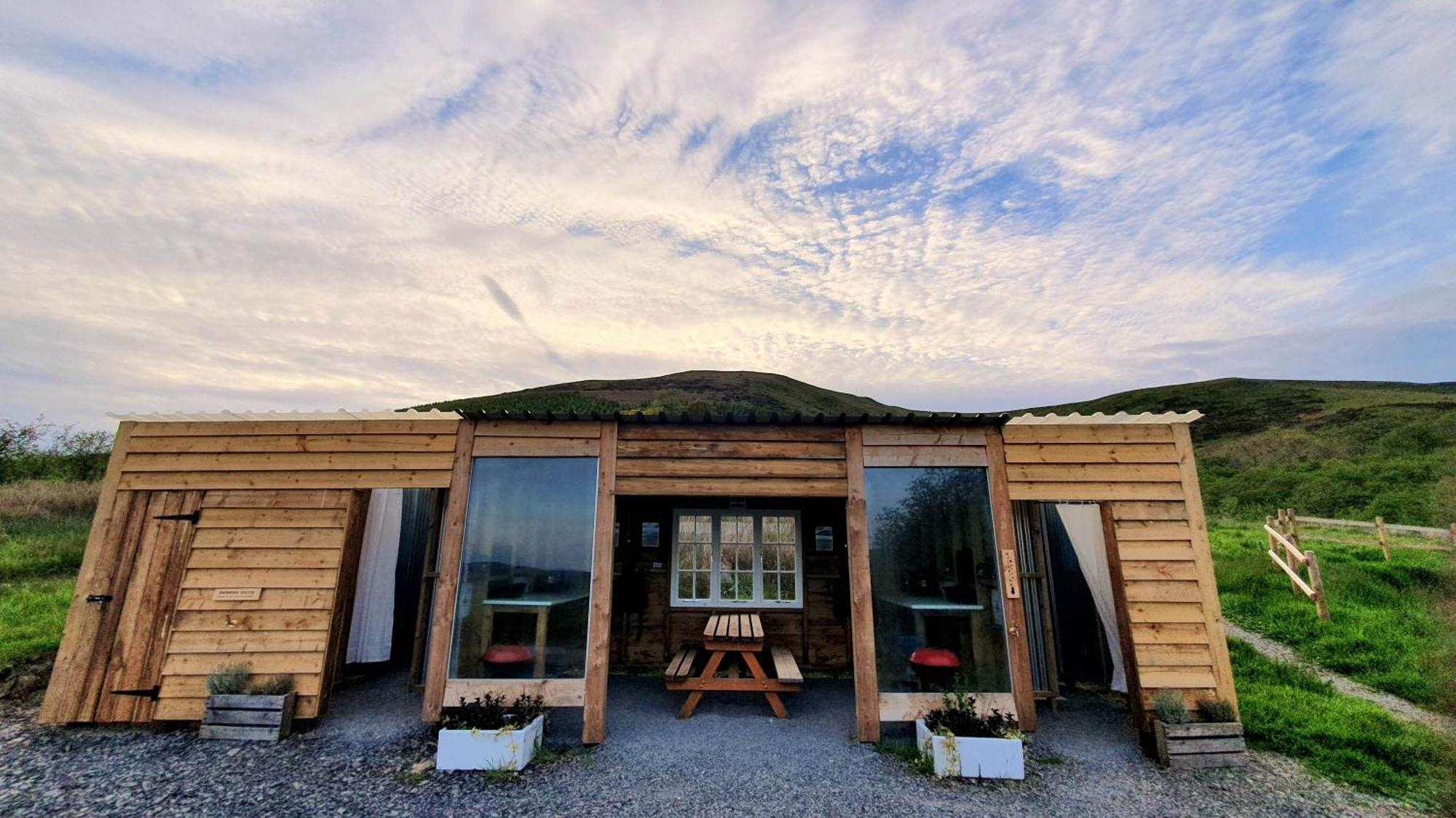Calon Y Goedwig Glamping Hotel Llandovery Buitenkant foto