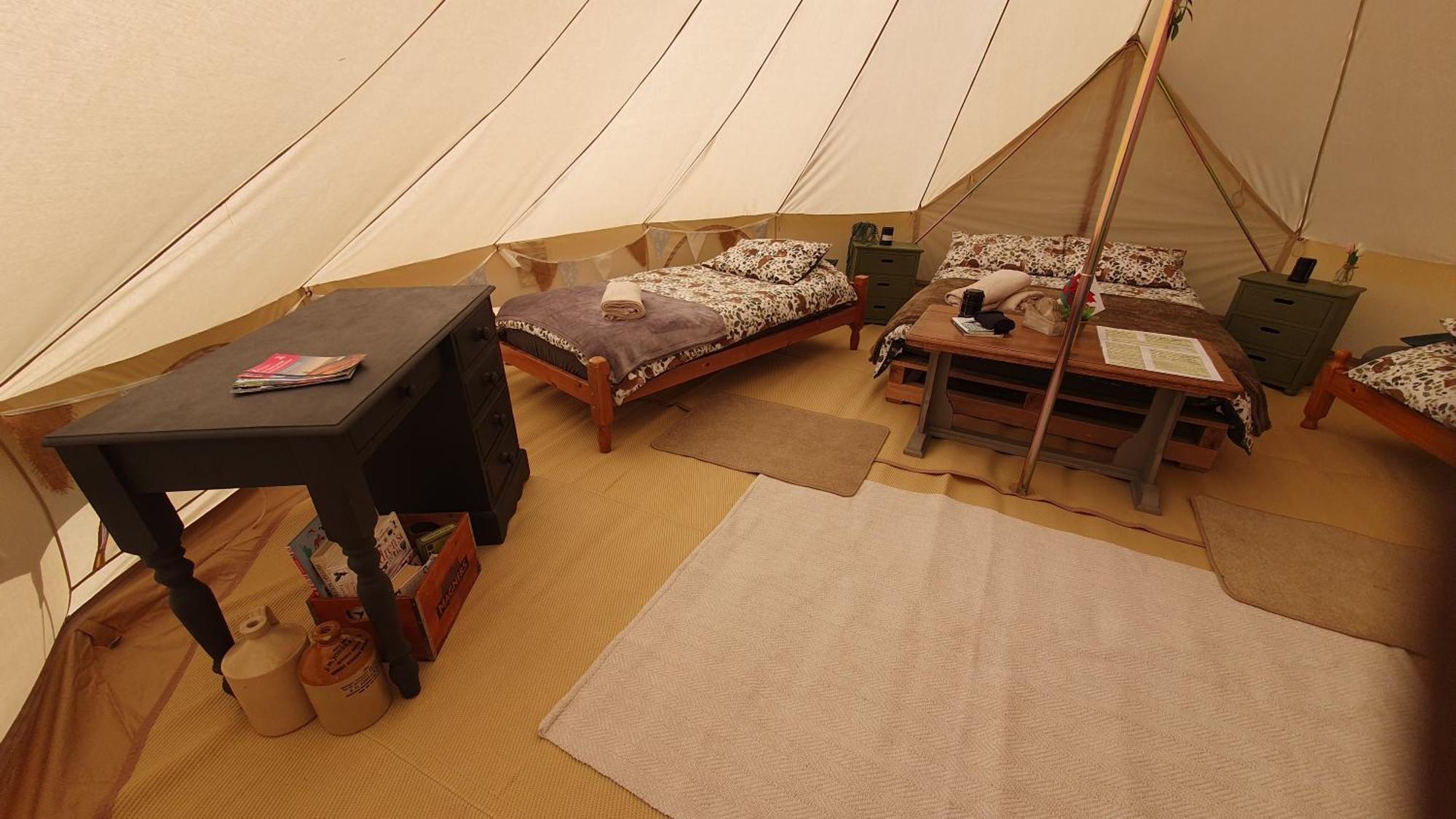 Calon Y Goedwig Glamping Hotel Llandovery Buitenkant foto